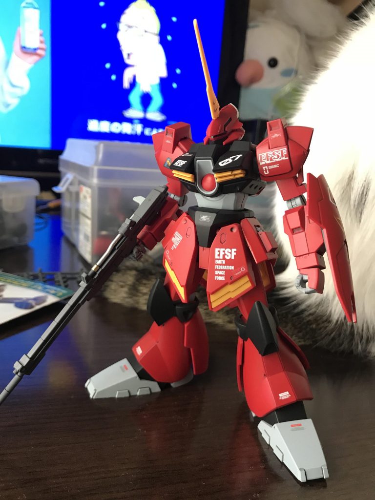 連邦軍のMSということでデルタプラスのライフルを持たせてみましたが、もとに戻しました💦