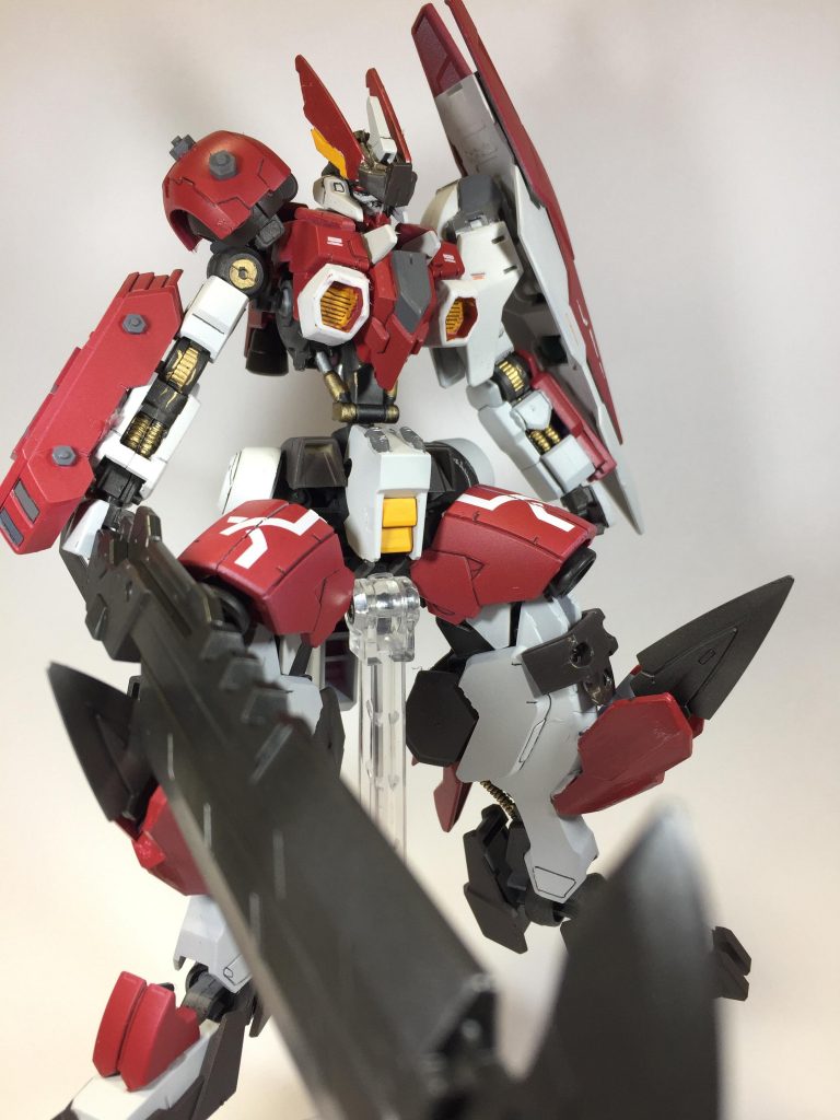オリジナルガンダムフレーム第2弾
## ASW-G-16 ガンダム・ゼパル
〈テイワズ〉直属の戦闘組織
〈ウルフヘズナル〉所有のガンダムフレームのうちの1つである。
