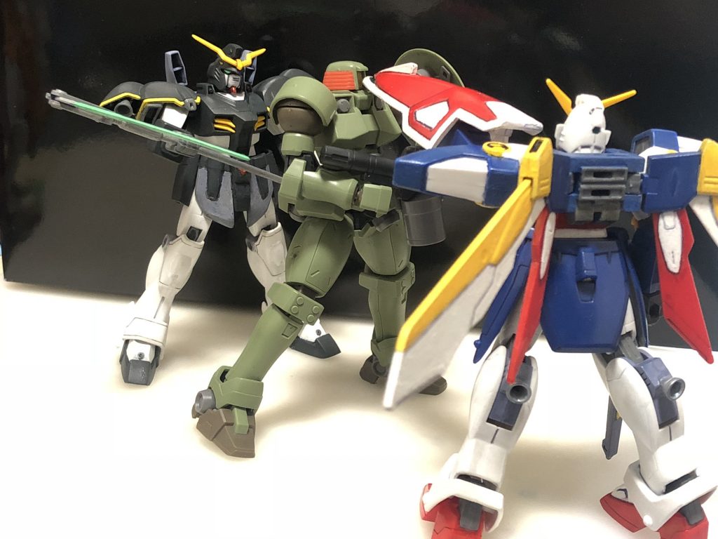 アクションショット その2
両機体に挟み撃ちされるリーオー
キットの新旧に関係なくボコられるかわいそうな子と容赦のない2機の図