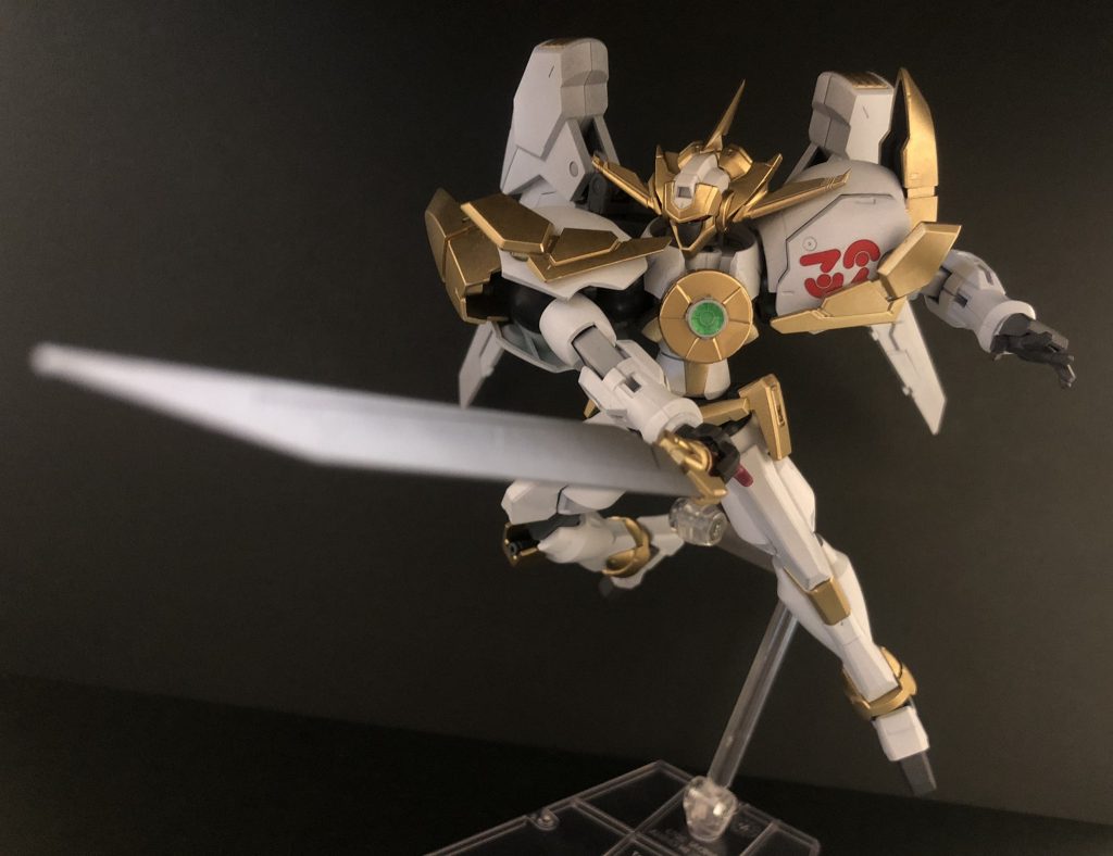 「ホープ剣スラッシュ!!」
アニメで幾度となく敵モンスターを撃破してきたホープの必殺技です。