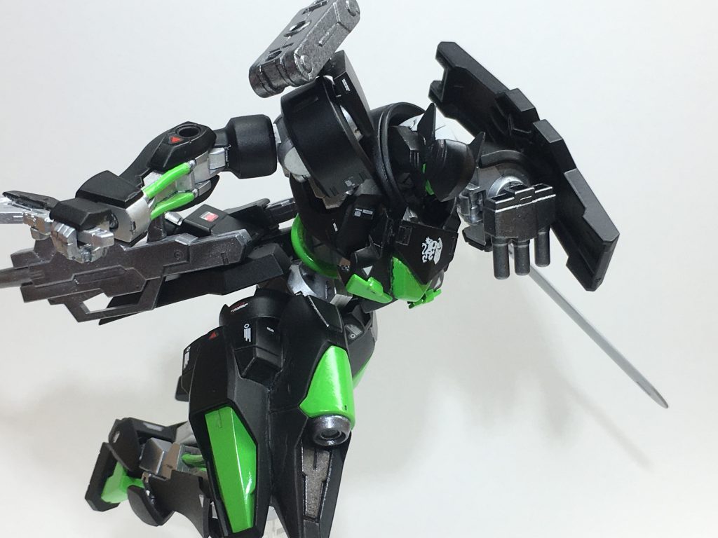 友人に見せたらエナジードリンクのモンスターみたいって言われましたw