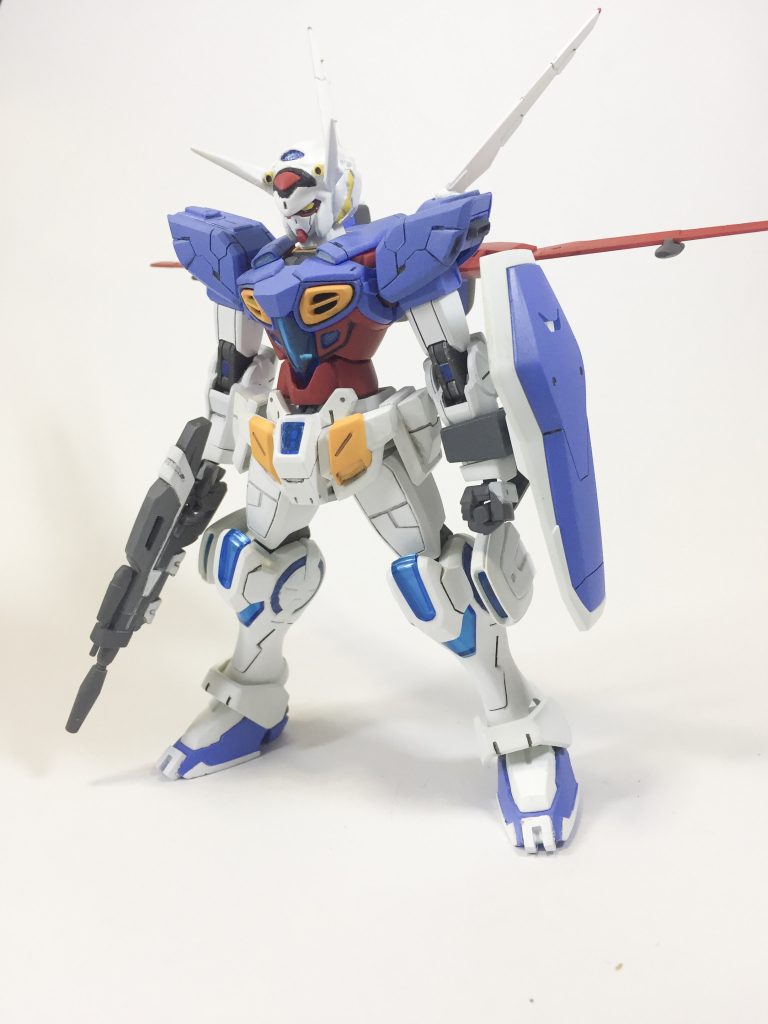 正面から

足はあきまんさんが描いた立体的な足を参考に、ちょうどアニメ版との中間あたりを意識しました