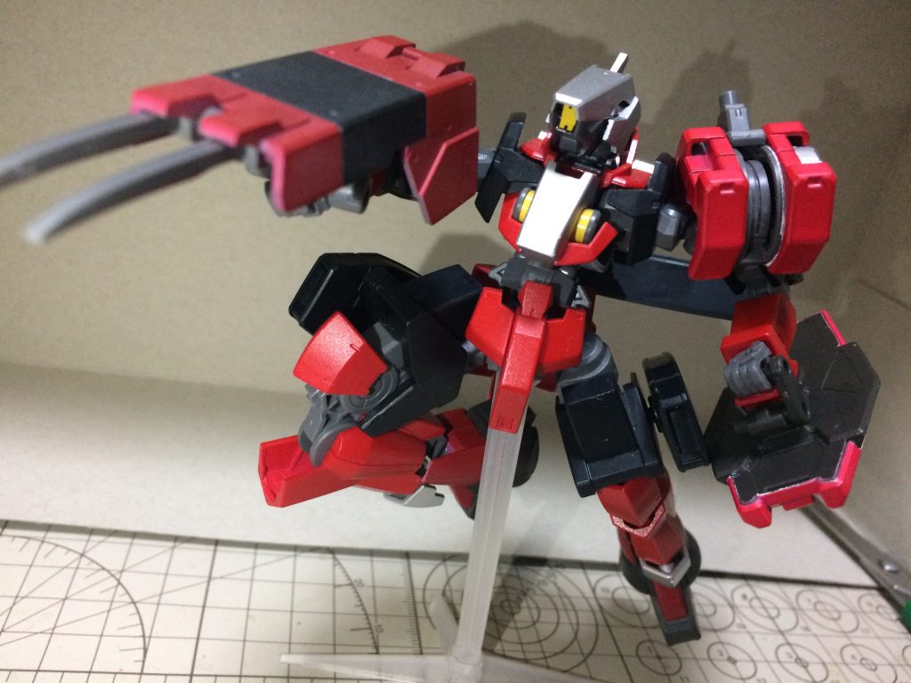 全ての武器を失った時の最終手段、シールドで徒手格闘