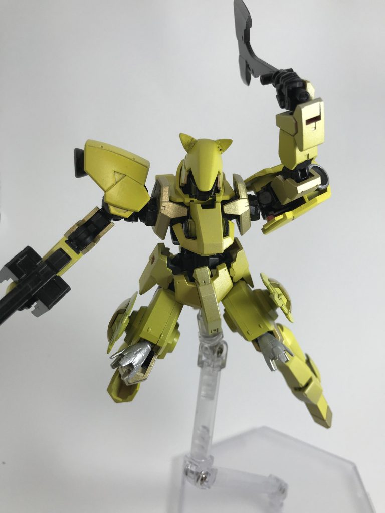 バトルアックスを構えて。