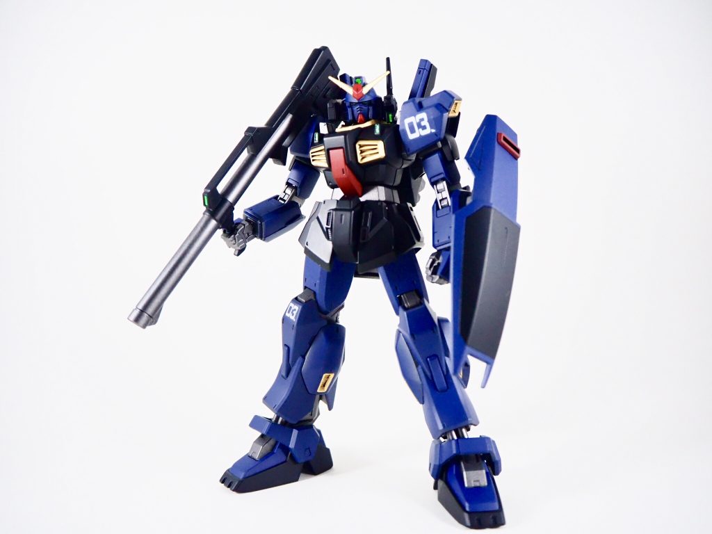 黒いガンダム–2枚目/制作者：ヤマクロス