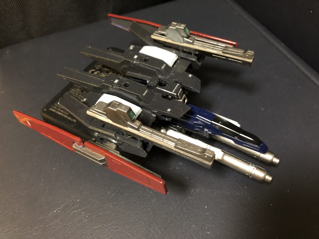 この形態でも、ビームカノン、ビームバズーカ、ミサイルポッドが使用できる為、戦闘力はかなり高い。ただし、分離中はZZ RIVIVE本体の推力がかなり低下する為、非常時のみの使用を想定している。