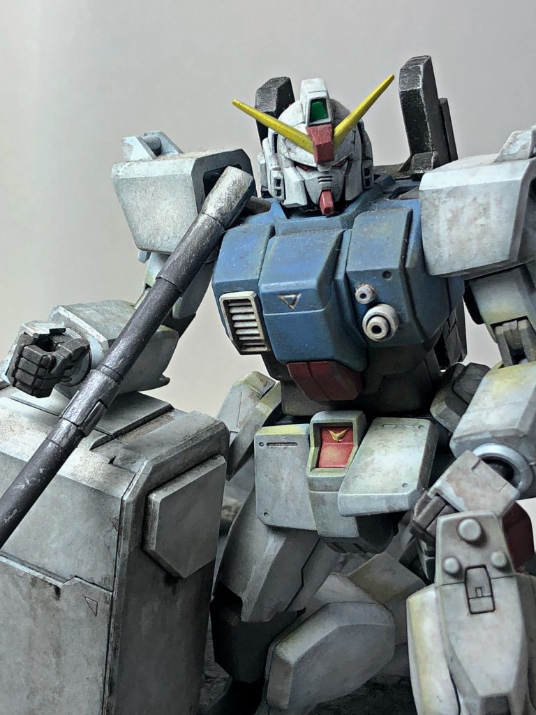 黒立ち上げからのウォッシングで仕上げています