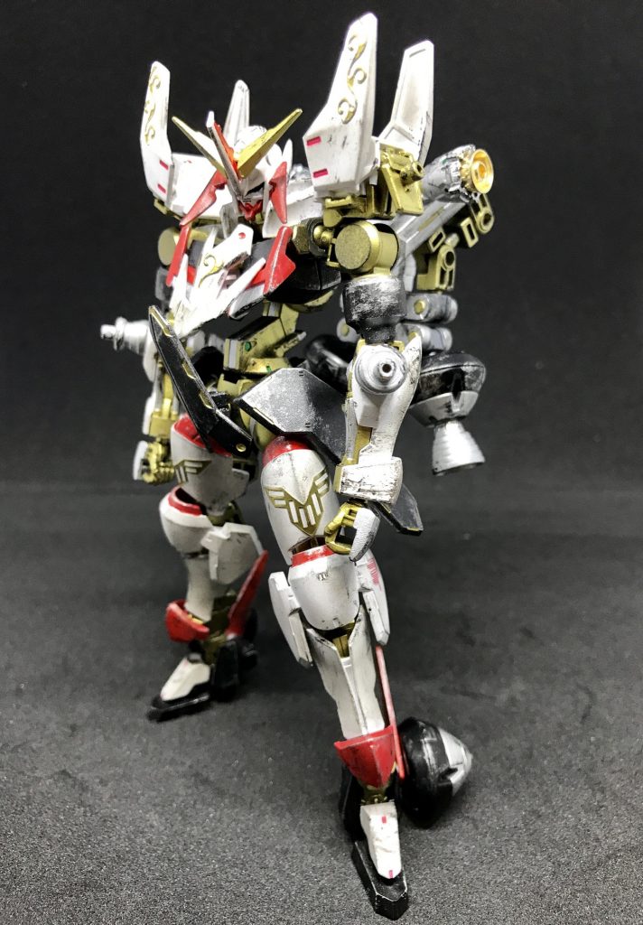 ガンダムラグナ–2枚目/制作者：komurofactory