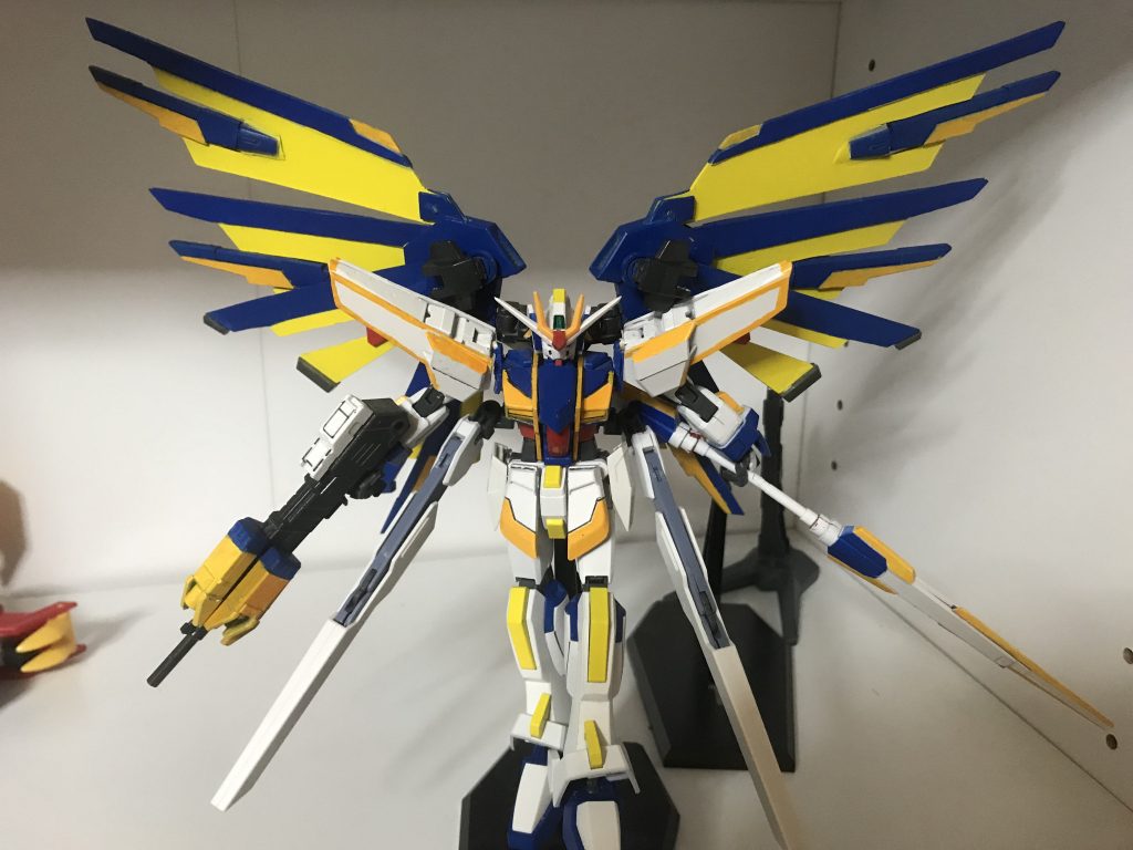 マキシブーストで機体を選んだ時のポーズ
この時の選択画面のポーズの方が好きでした