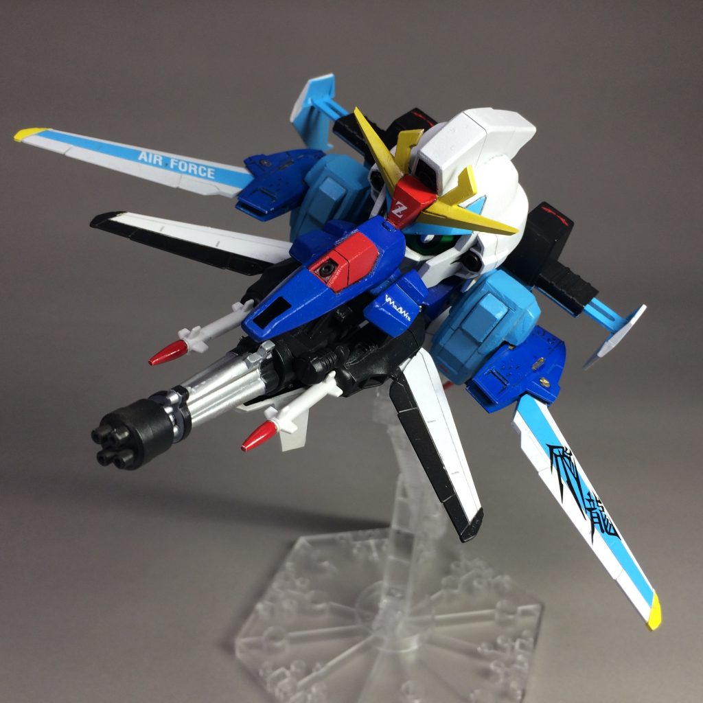 二段目の変形、超音速戦闘形態「マッハセイヴァーモード」です。
飛龍やVMsAWrsの文字が良い味を出しているかなと思います。