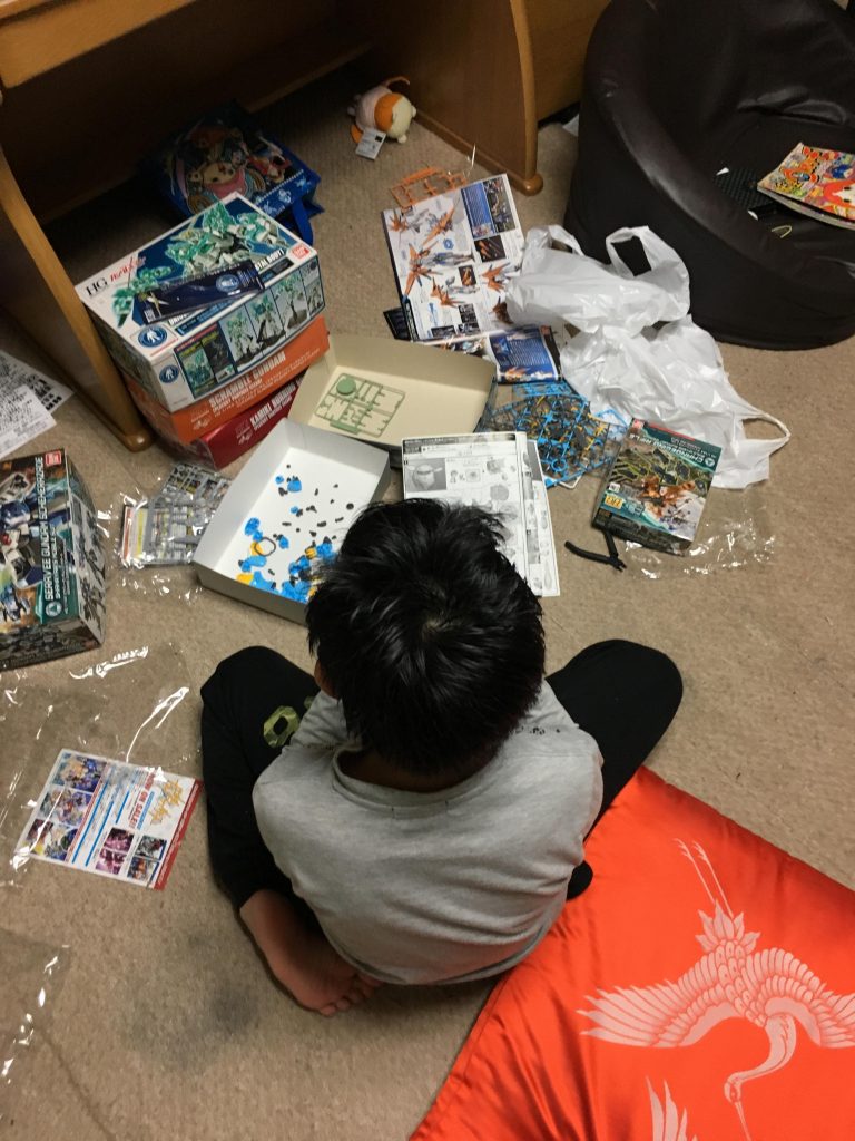 制作工程
グッチャグチャです
翌日ママに怒られてましたwww