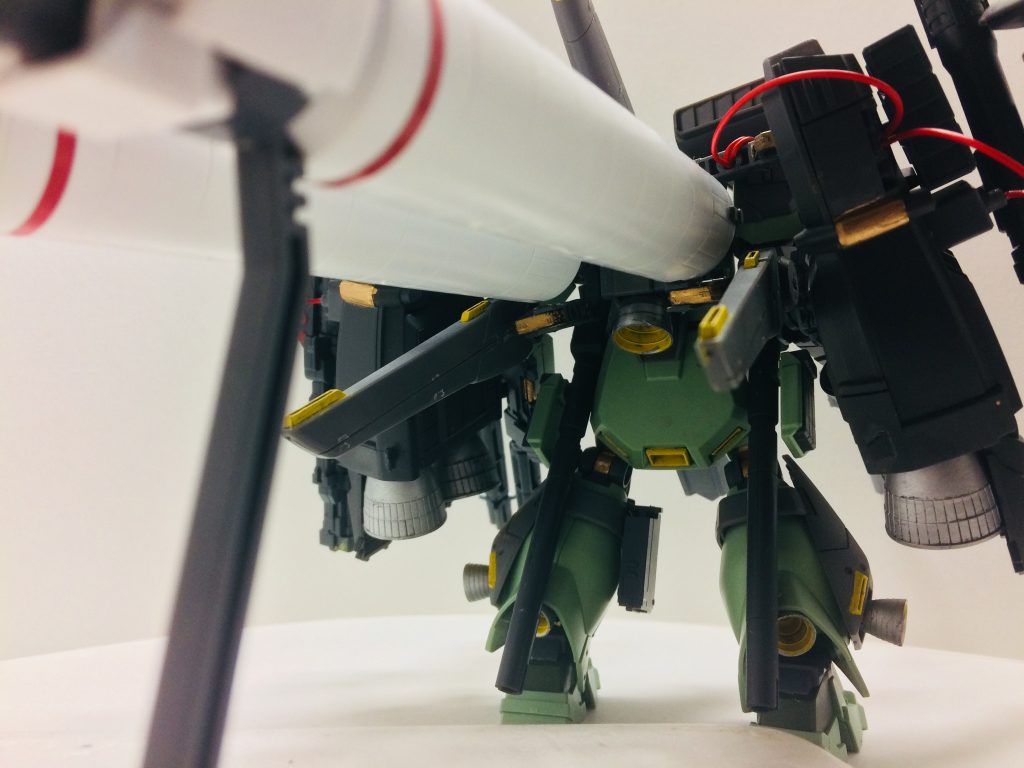 フルアーマー・ユニコーンもしくは94式ベースジャバーの大型ブースターをそのまま使用可能