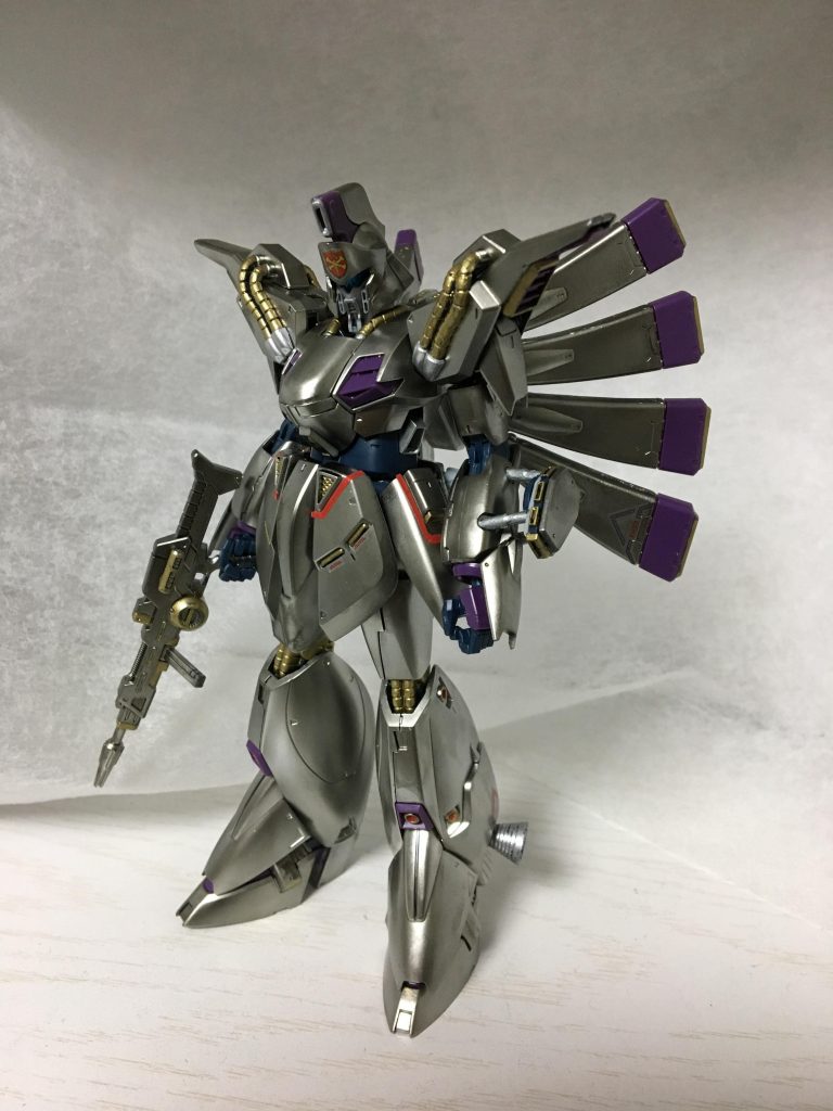 光の当たり方によって、随分印象変わる