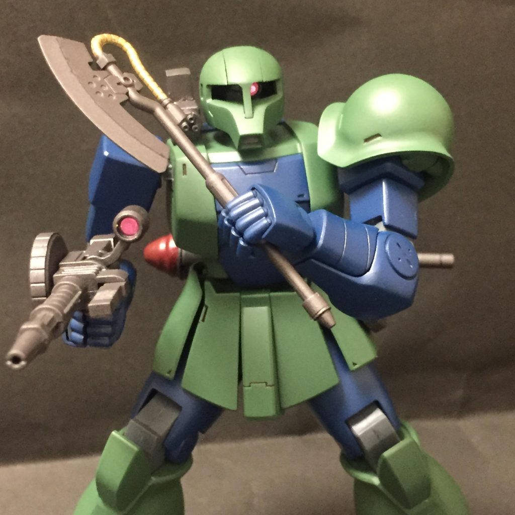 ヒートホーク
対艦用の武装．その他用途として工具としても運用されていた．

本機はもしアイランド・イフィッシュ(オーストラリアに落とされたコロニー)をコロニー落としに使うため制圧することが漏洩した場合，察知された場合において運用される筈だった機体．実際に使われた機体と比べて武装が多い．時が過ぎ終戦においても健在だった本機は戦後のゴミ処理や危険なデブリ破壊に従事したという…そんな設定です( ˙꒳​˙  )