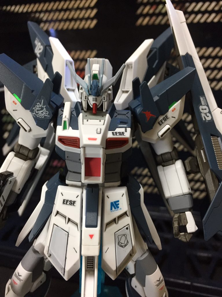 Hi-νガンダムヴレイブ アムロ仕様–3枚目/制作者：真樹京介