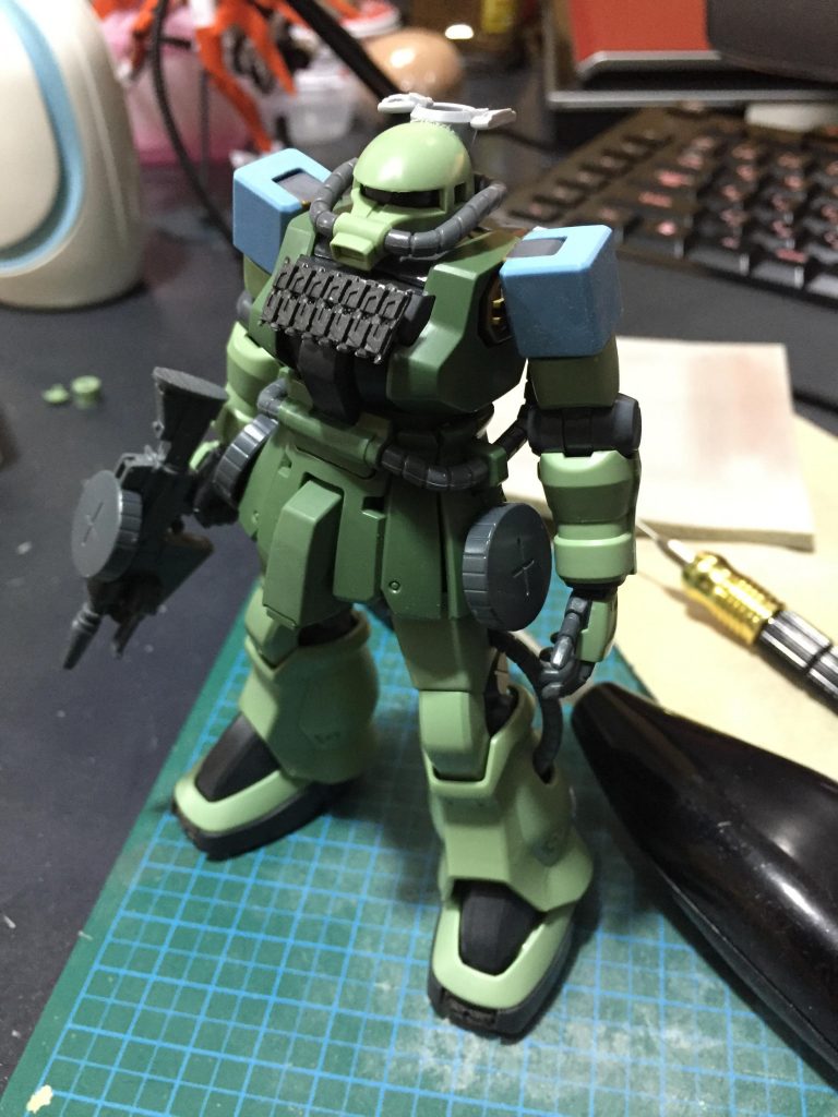 同時進行でIV号戦車(ザク)F2から遡りF型としたものを製作しています。