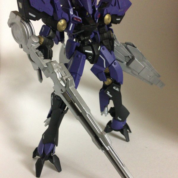 シュバルベ・グレイズアイン