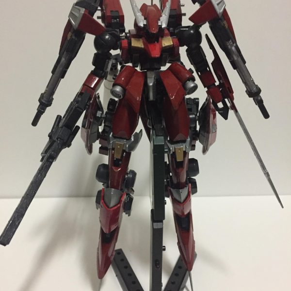 レギンレイズ・ジュリアクリムゾン