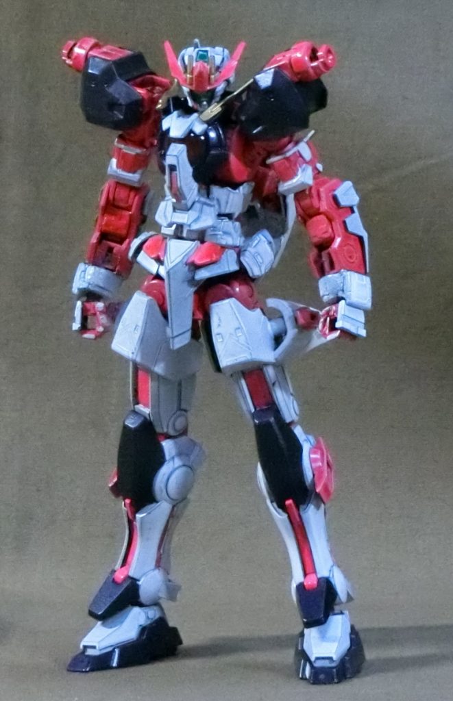 オプションマウントと関節可動を両立しようとした結果、手足と胴がちょっとずつ長くなった。