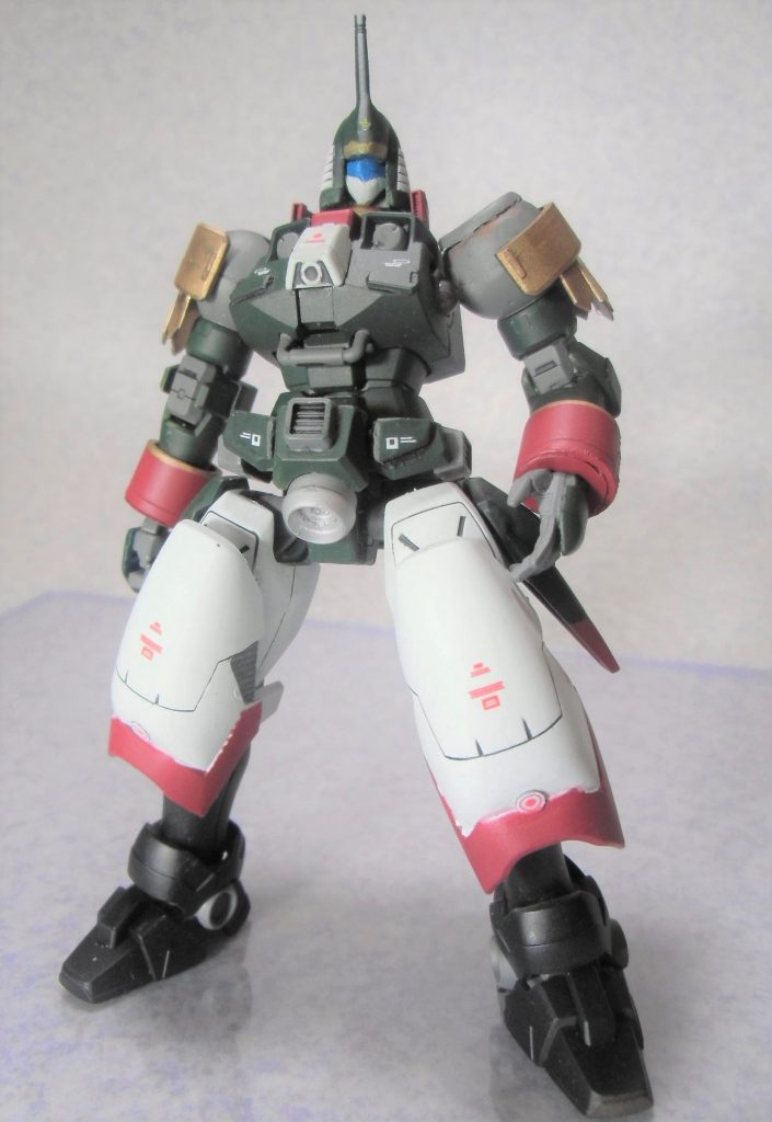 装備なしの状態。カラーはOZの軍服を参考にしました。