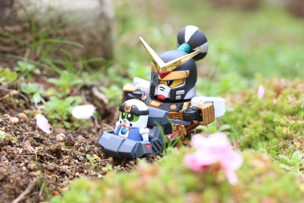 荒「ちゃん！あの桃色のお花はなあに？」
農「あれは梅だよ」