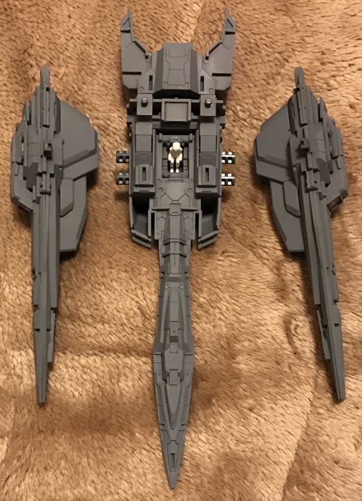 明るさ的にはこっちがイメージに近いので
私的には満足のいく塗装になりました
写真はオーライザーの内部フレーム