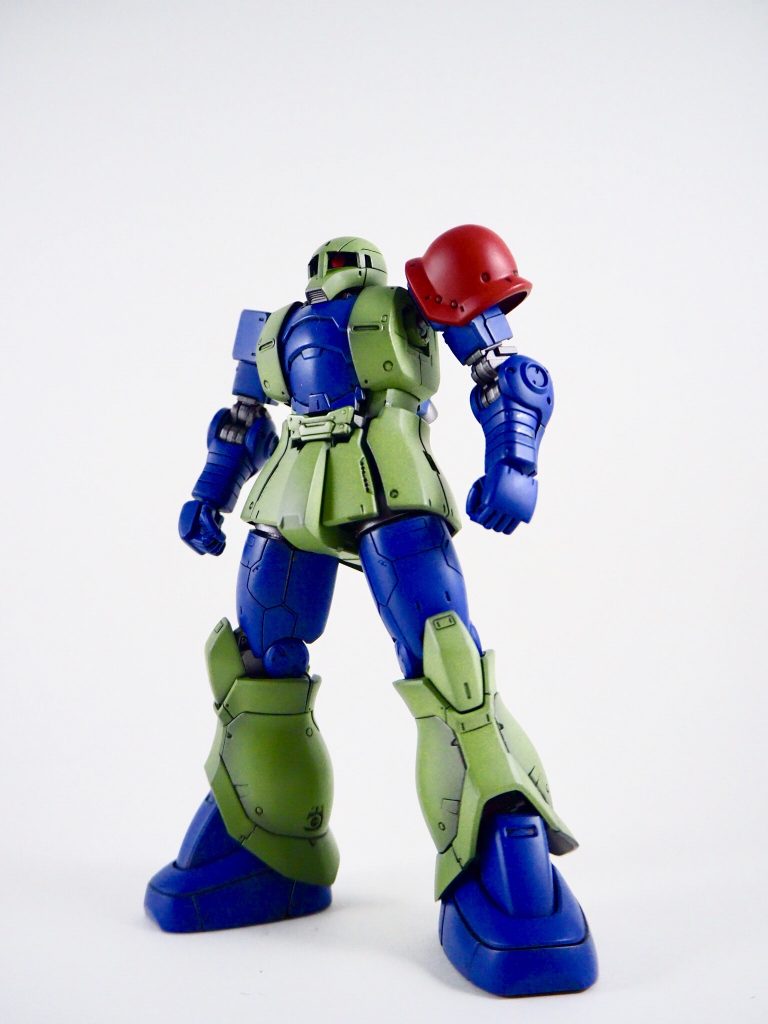 赤い肩のアイツ–2枚目/制作者：ヤマクロス