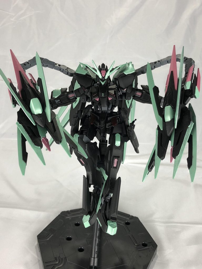 双龍風牙(そうりゅうふうが)。射出時にはアームが伸び、ビームブースターを形成します。原点とは違い、使用時にも腕が自由に使えるようにしました。