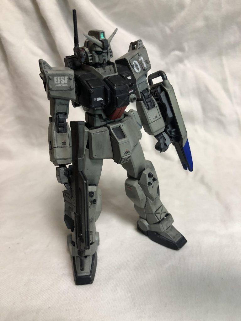 一年戦争末期に近い頃、ジオンの強力なMSドムの出現やザクⅡやグフの進撃に対応する為に陸戦型ガンダムの現地改修が余儀なくされた。