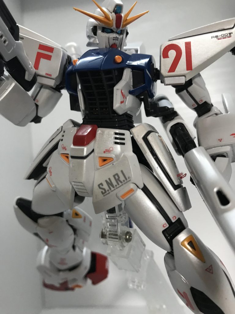 MG ガンダムF91 ver.2.0 パール塗装とオリジナルデカール仕上げ–8枚目/制作者：モルガナ