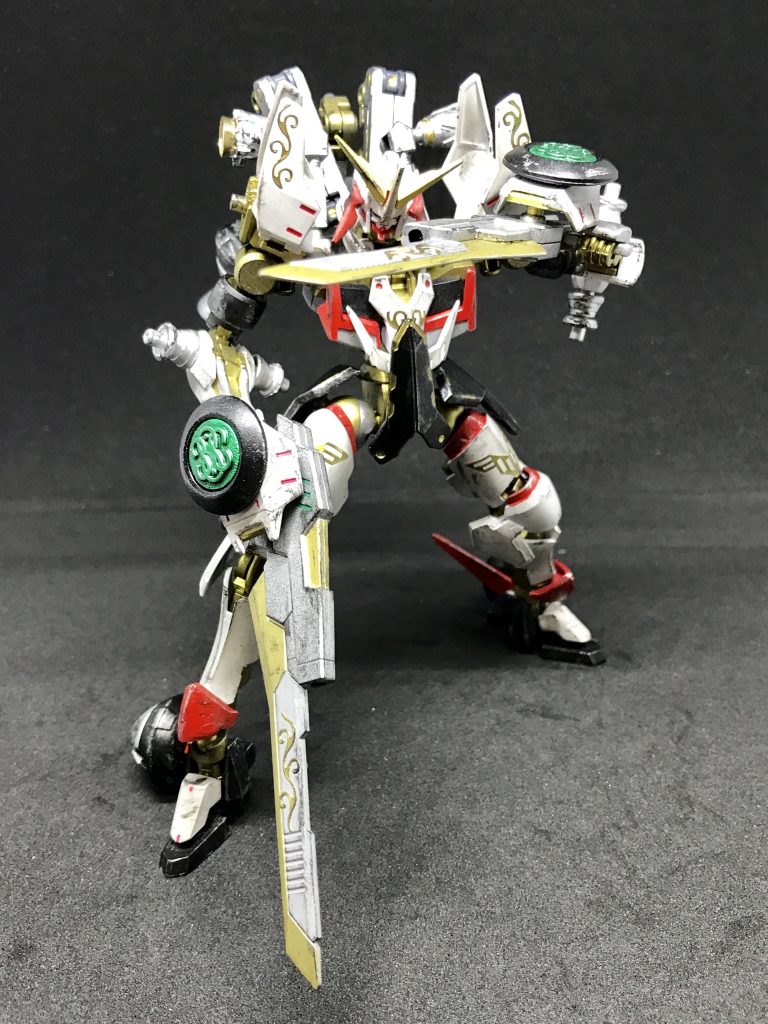 ガンダムラグナ–5枚目/制作者：komurofactory