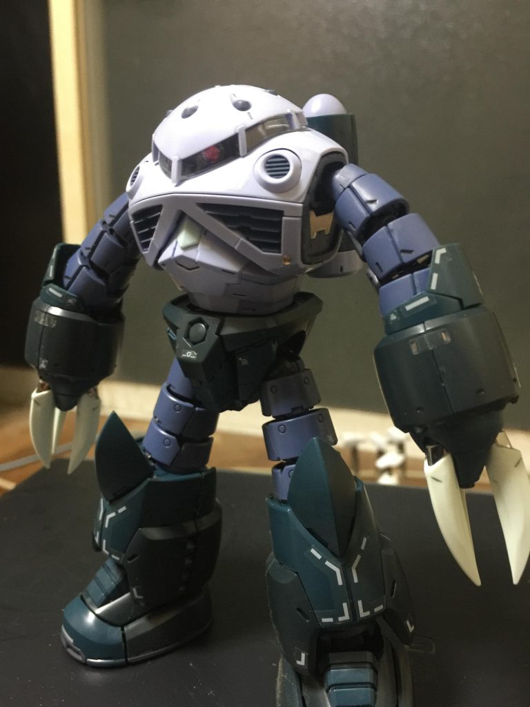 正面。
このドッシリとした感じが私は好きですね。