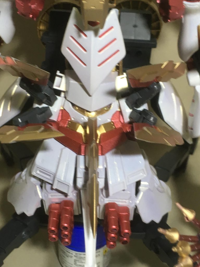 捕食口です。ここに敵を引きずり込んでよく噛んでエネルギーを吸収しながら戦闘します。