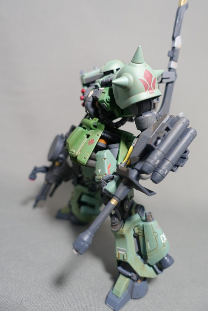 腕部搭載マゼラトップ砲。
武装類は全部でっち上げで作ってますが、これが一番似非ですね。でも一番気に入ってます。保持が一番安定してるからかもしれません。