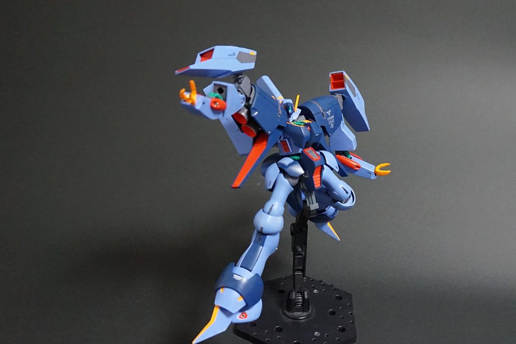 種っぽいポーズで