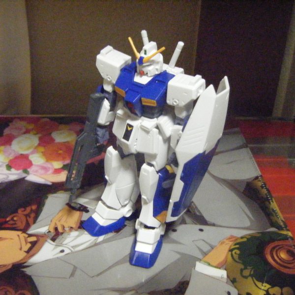 熱中症になりかけながらも、のらりくらりガンプラぱち組！アレックス。