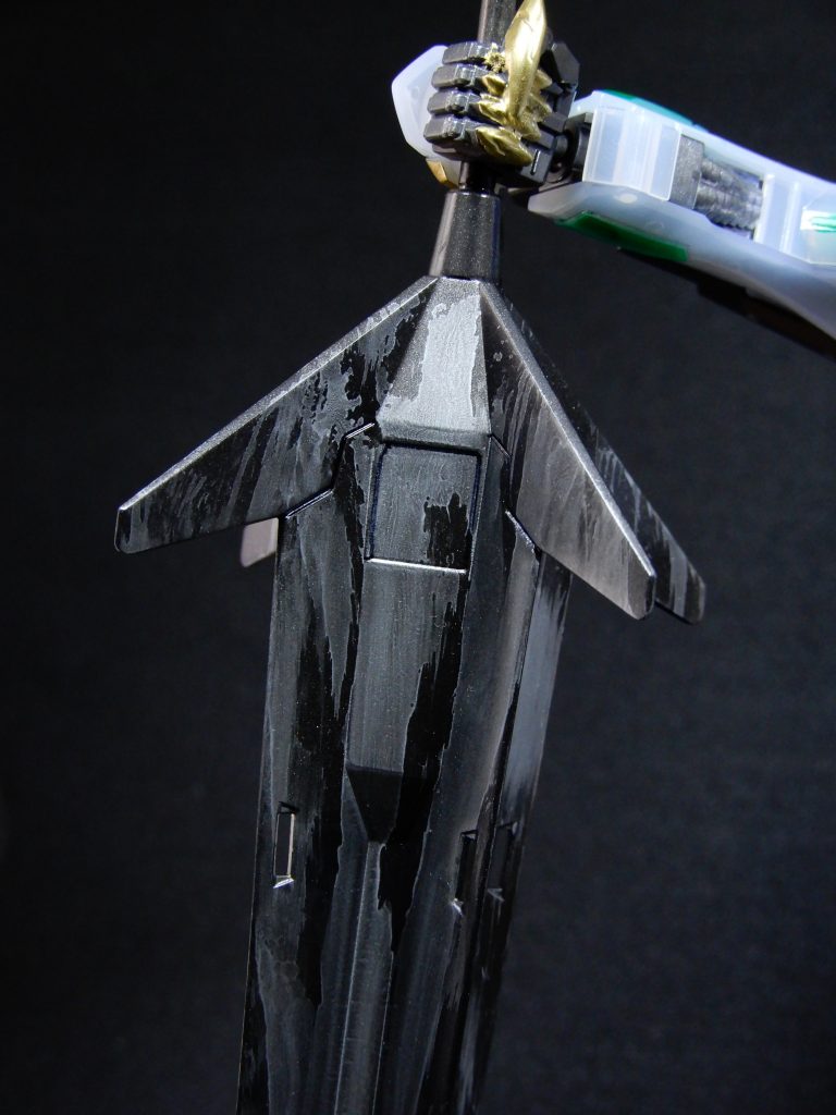 武器にはマーカーを含ませたスポンジでこう…いい感じにしています。