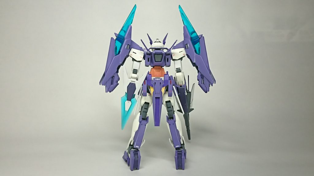 バックビュー
元のキットが優秀なので、スタイル等の形状変更は一切なし