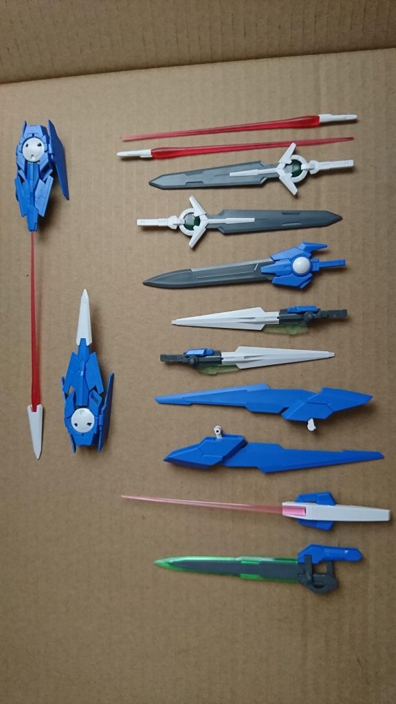 サーティーンソード一覧