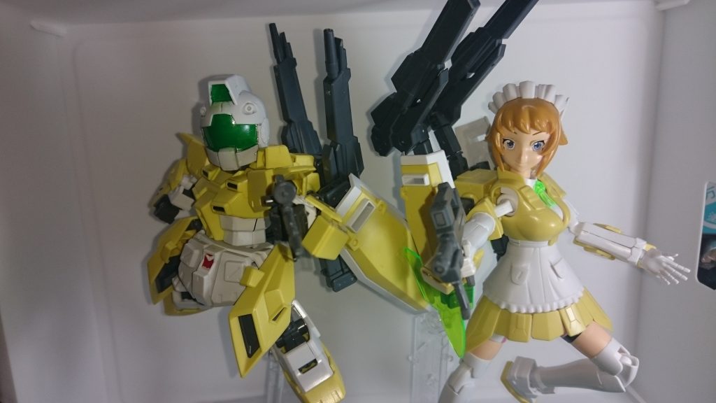 以上SDEXパワードジムカーディガンでした(^^)
SD使いふみな先輩の唯一のリアル体型でしたが(スターウイニングは変形で…w)SDにしてもカッコかわいいでした~