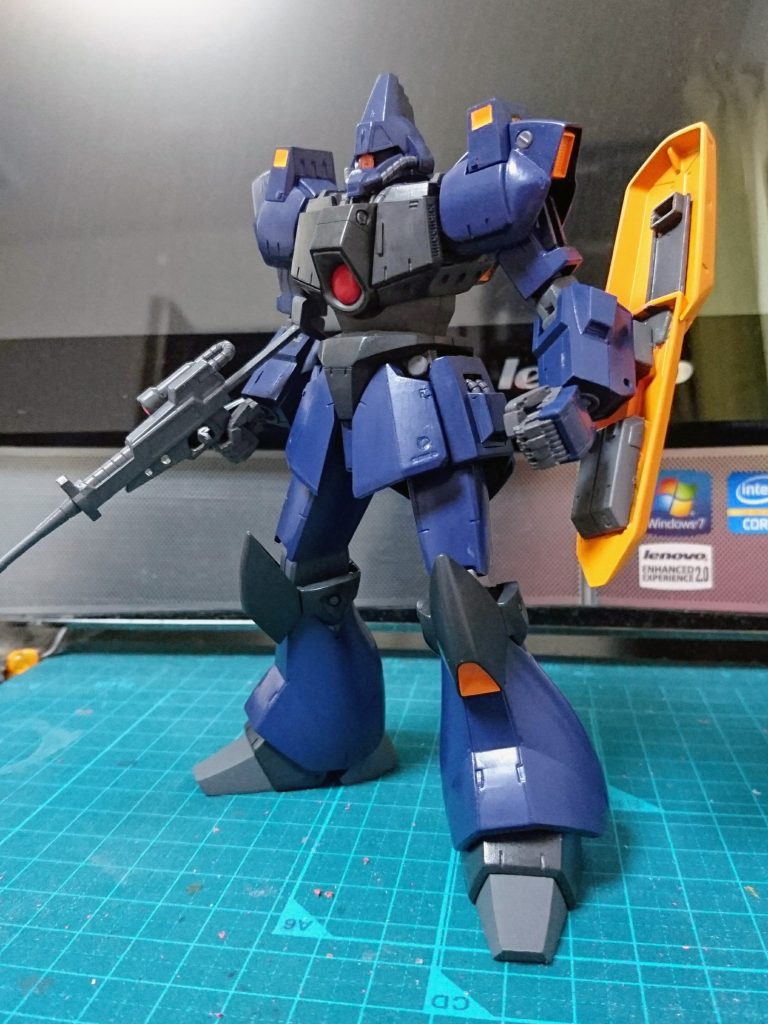 チィターンズブルーで色替え。基本筆塗りですが、黄色は缶スプレーです。