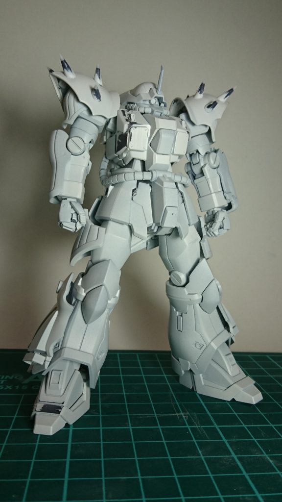 胸部の幅左右ともに1㎜プラ板により延長しております