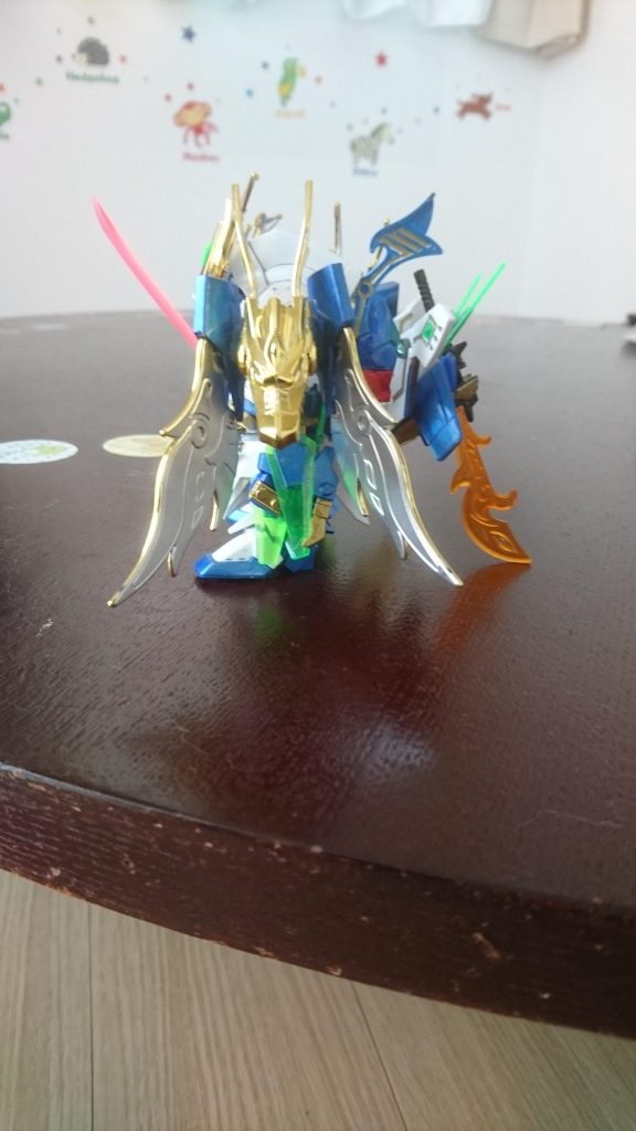 何かの龍パーツ使用。AEG-FXよりAEG-2みたいな感じ。