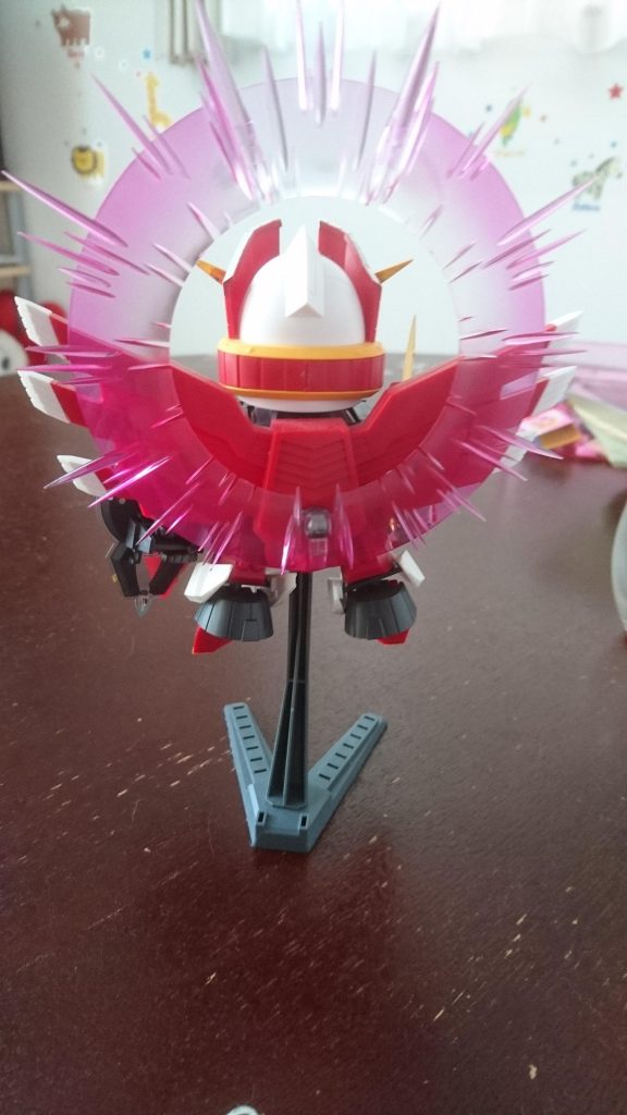 光輪付けるとゴッドガンダムっぽくなります。