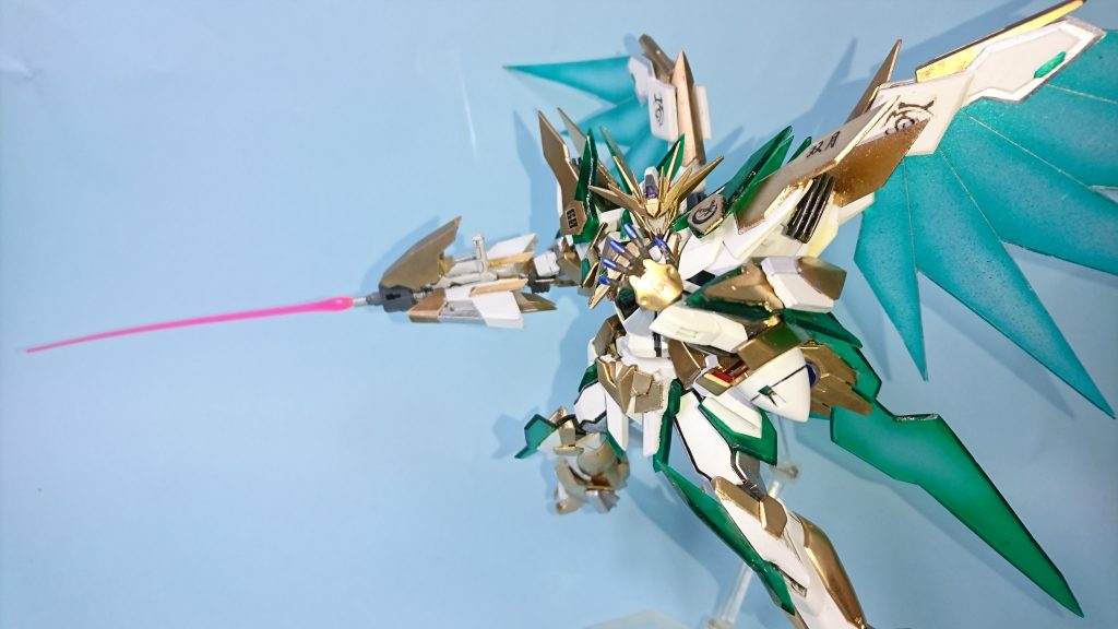 ライフルは銃身取り外してビームガン・ビームサーベルにできます
産廃だけど多機能