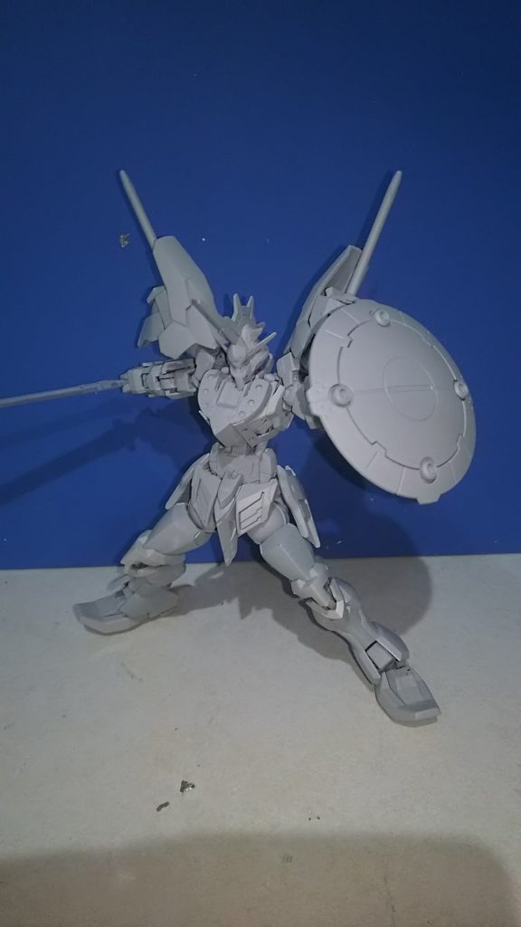 盾は腕に付けることが可能