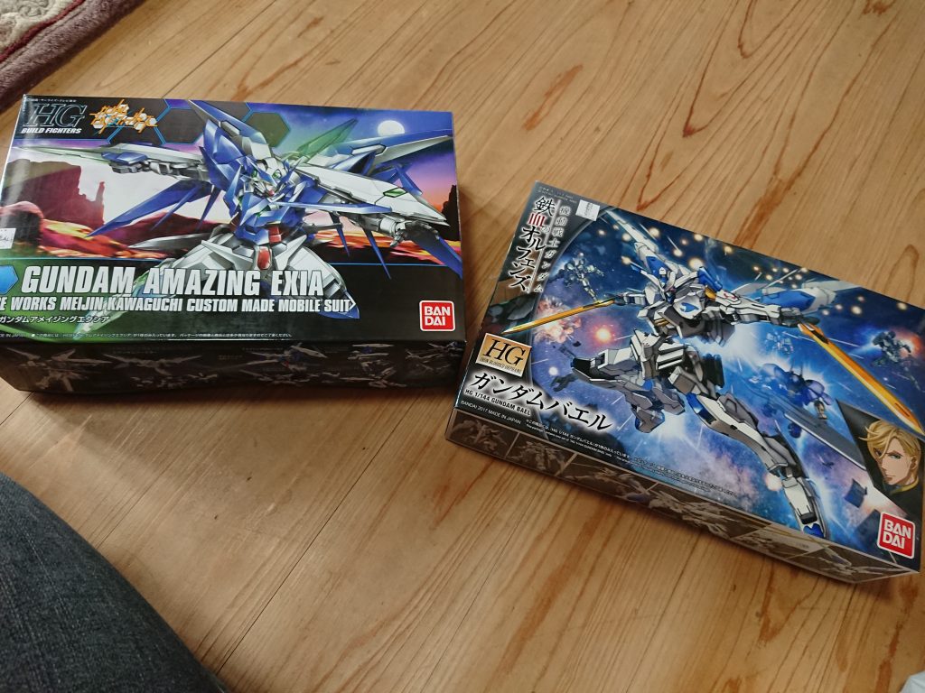 使用したのはアメイジングエクシアとバエル、なんでGNソードが3本もあると言われるんですがジャンクから持ってきてます