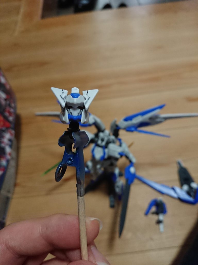 頭のパーツの画像だけ奇跡的にあったので、基本的に近接中距離仕様なので遠距離はありませんがそのためのスピードがあるのでいいかなと設定としては妥協?してます