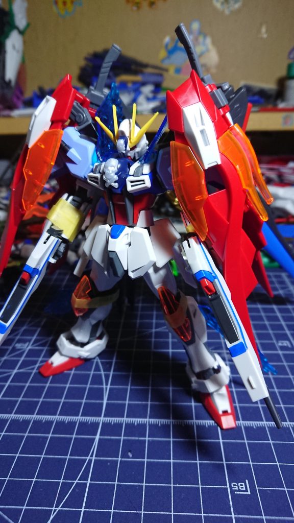 1枚目から変更
ダクト部分と膝部分にパーツ追加&変更