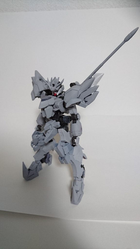 前回のサーフェイサーだけのとき
ほとんど武装なし